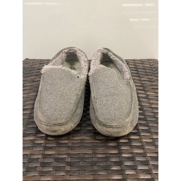 UGGs moccasin Men’s size 12 - Picture 6 of 8